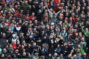 解密：利物浦重返巅峰的战术变革与新星崛起